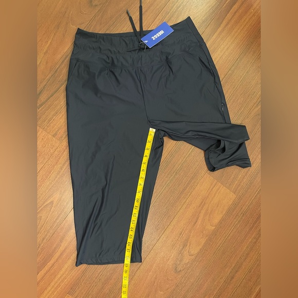 NWT ISEEGZ Swim Capris Pants shorts for Women 18" Tummy Control - Picture 12 of 13